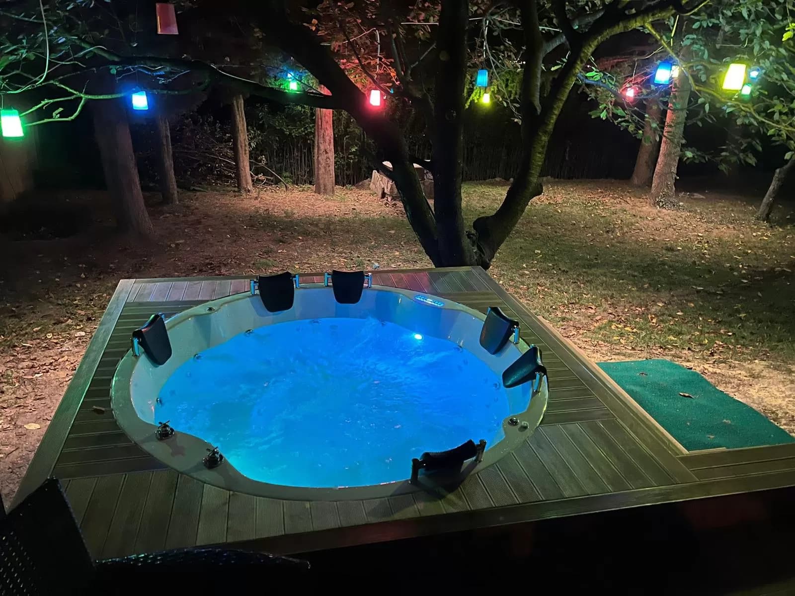 Spa Jakuzi 230 Q — Spa Jakuziler